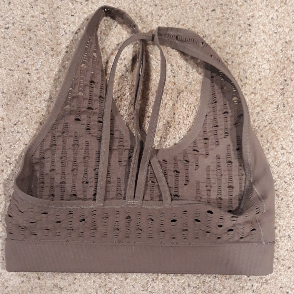 New Without Tags Victoria Sport Seemless Sports Br - Picture 5 of 6